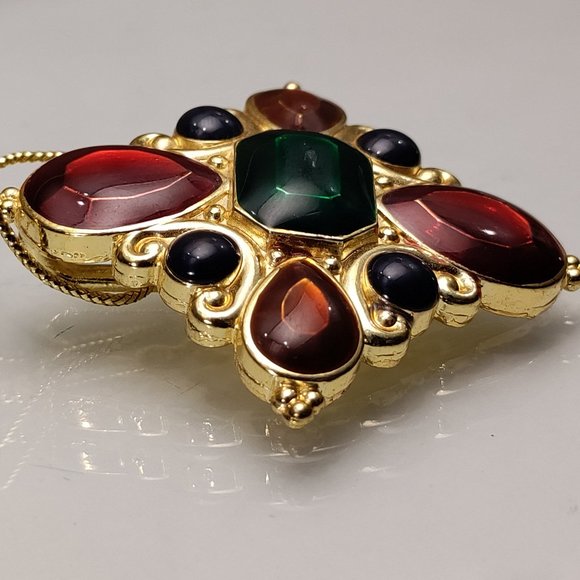 Reserved - Jay Strongwater 2" Enamel Christmas Ornament Functional Scarf Slide - Picture 3 of 6